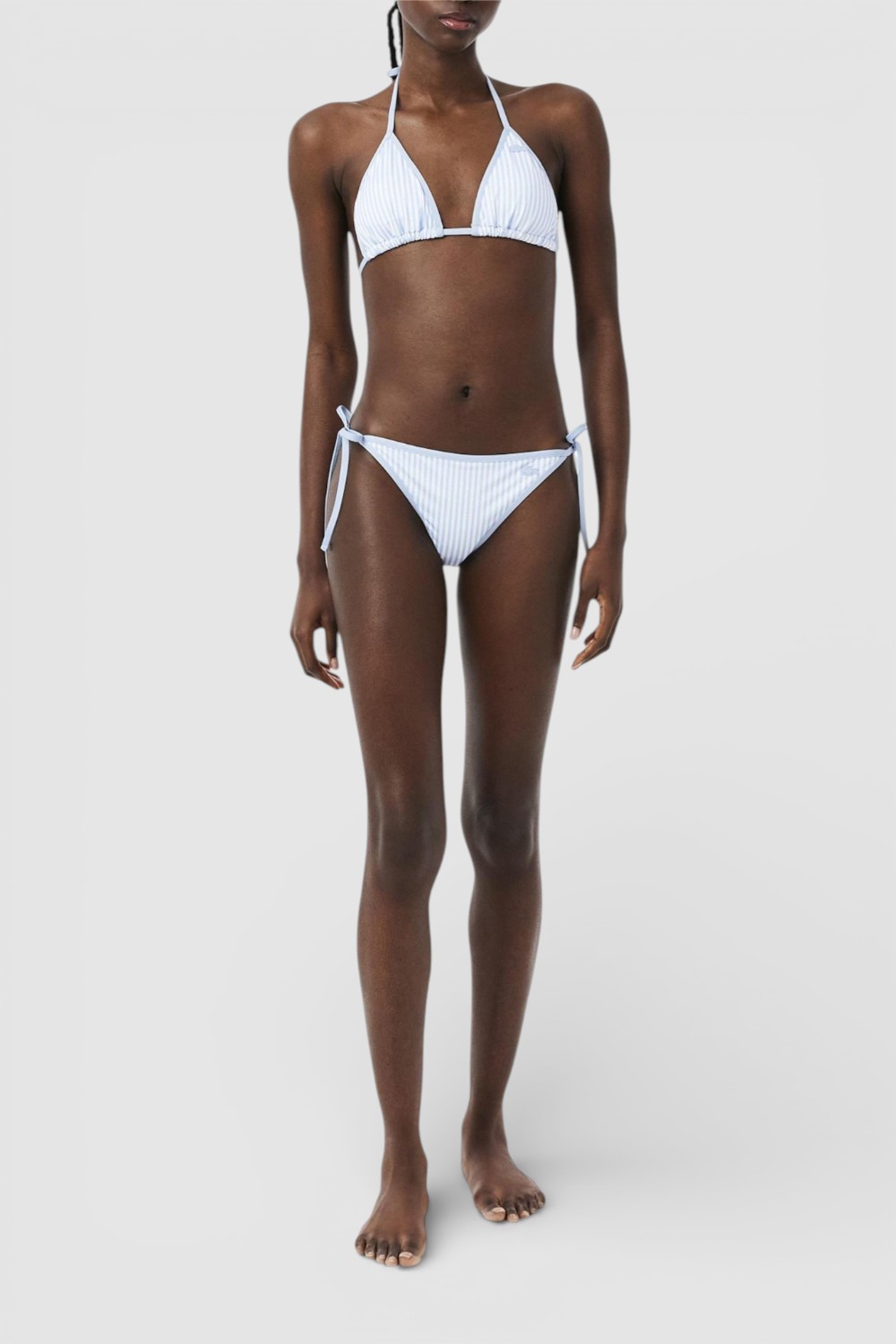 תמונת כל הלוק של חזיית בקיני